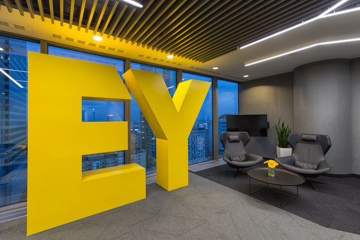 Hannah’s Beijing Internship at Ernst and Young – EY…